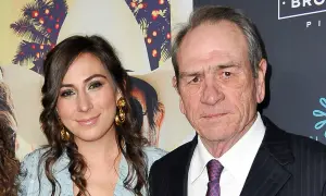 Tommy Lee Jones z żoną na premierze filmu.