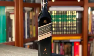 Johnnie walker double black ile ma lat - ciekawostki o whisky bez wieku