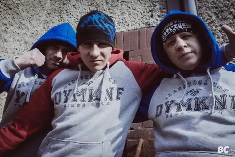 Epis Dym KNF ile ma lat? Oto wiek i osiągnięcia polskiego rapera