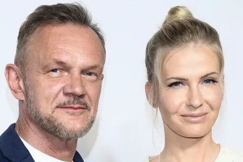 Ile lat ma żona Cezarego Pazury? Zaskakujące fakty o Edycie!