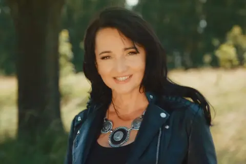 Anna Niedziałkowska ile ma lat? Zaskakujące fakty o jej wieku i karierze